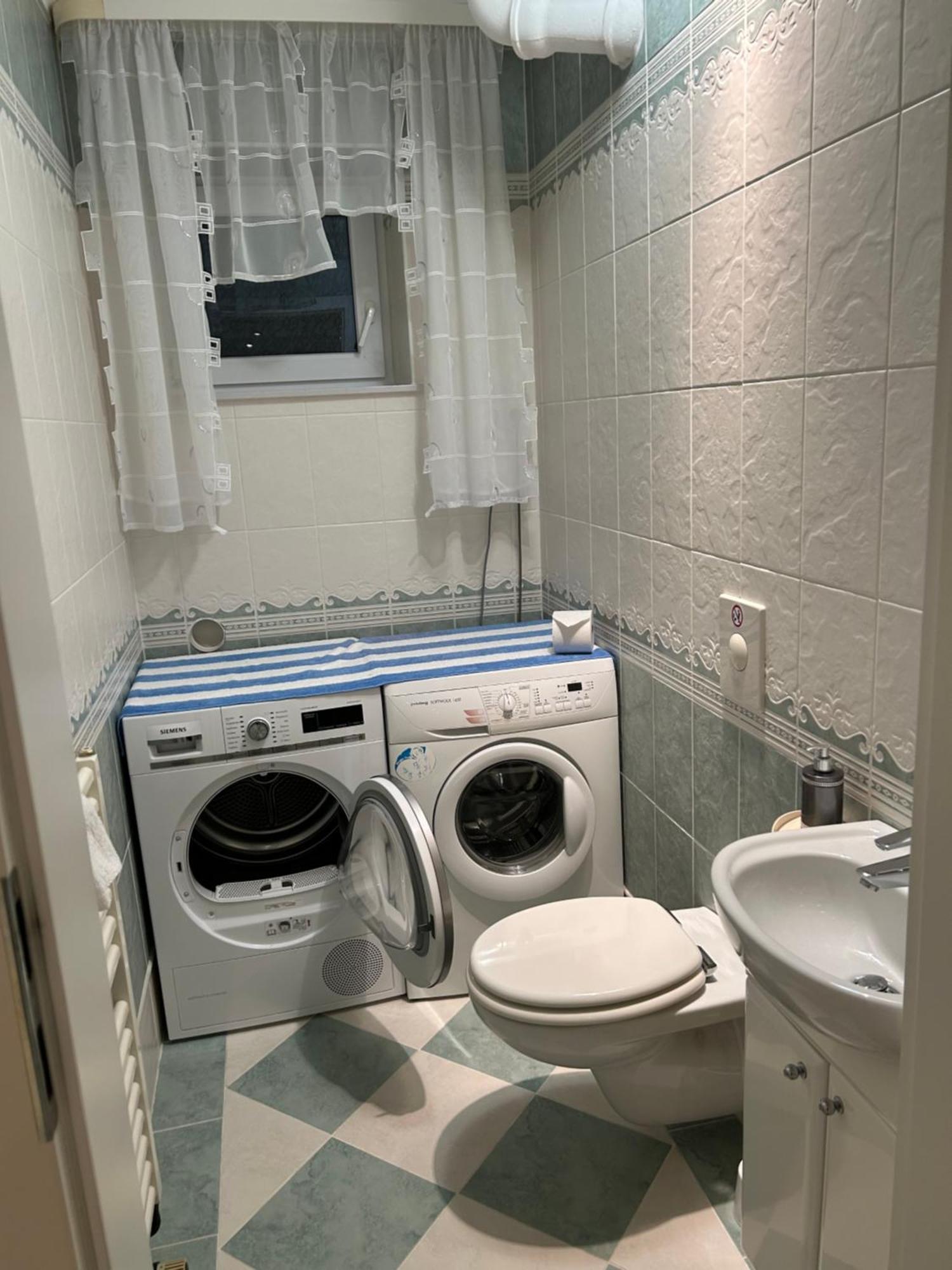 אמדן 5 Sterne Ferienwohnung Cattaleya מראה חיצוני תמונה